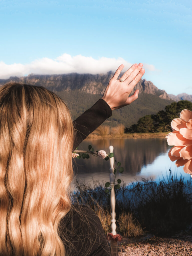 Private luxury, stunning views, and a “yes” you’ll never forget.